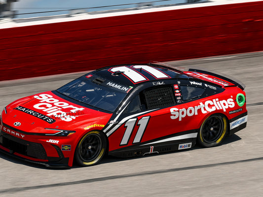 What to Expect When You Watch Your First NASCAR Race